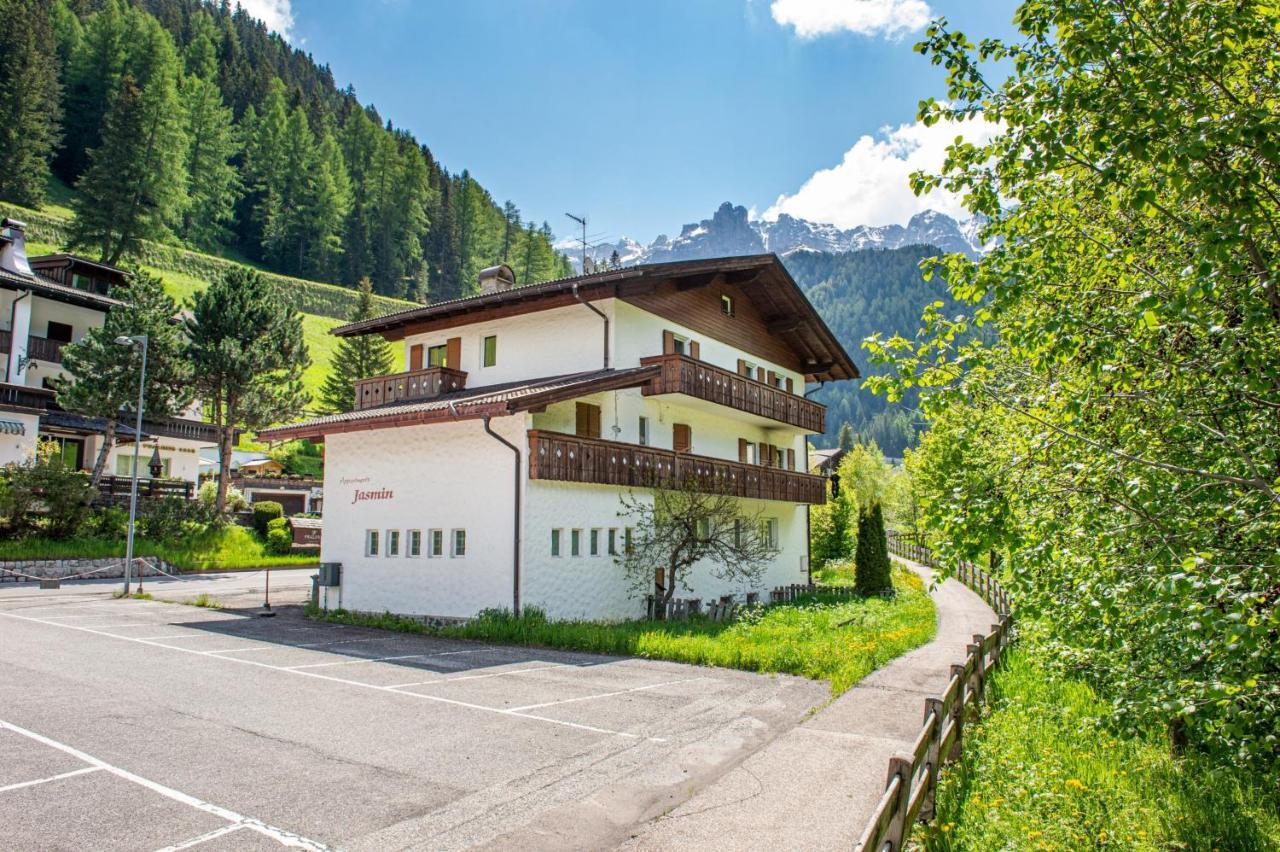 Apartments Jasmin Selva di Val Gardena Eksteriør bilde
