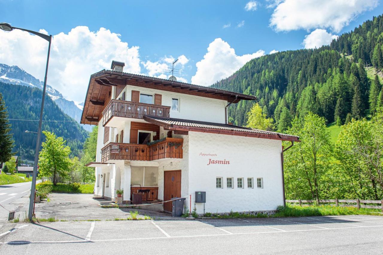 Apartments Jasmin Selva di Val Gardena Eksteriør bilde