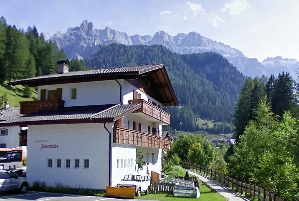Apartments Jasmin Selva di Val Gardena Eksteriør bilde
